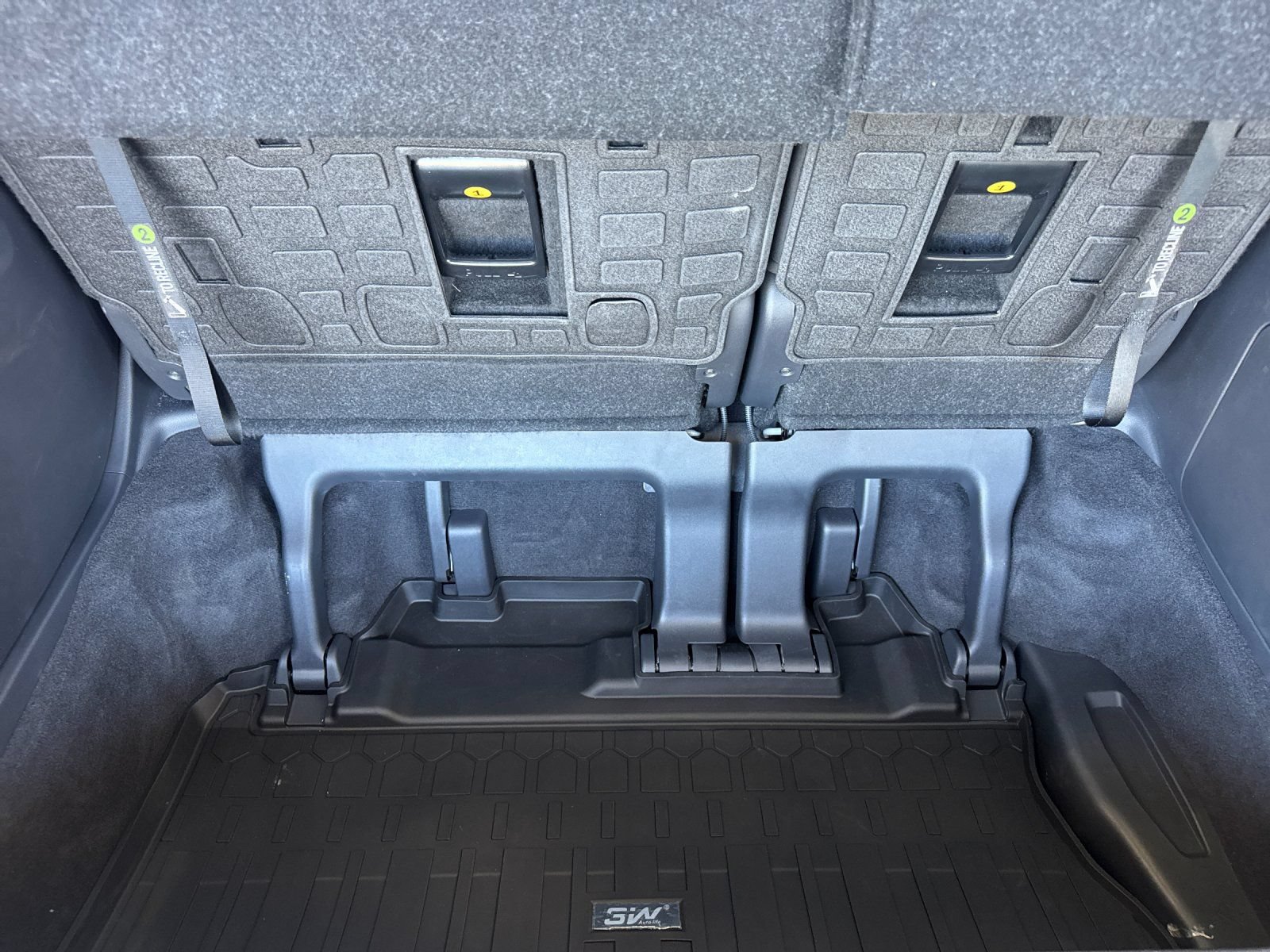 Used 2026 Toyota Sienna Platinum AWD/4WD image 17