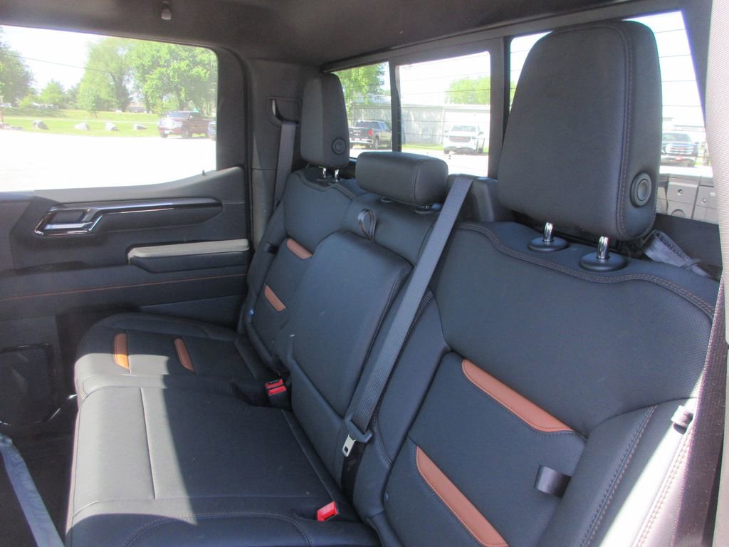 New 2026 GMC Sierra 1500 AT4 AWD/4WD image 14