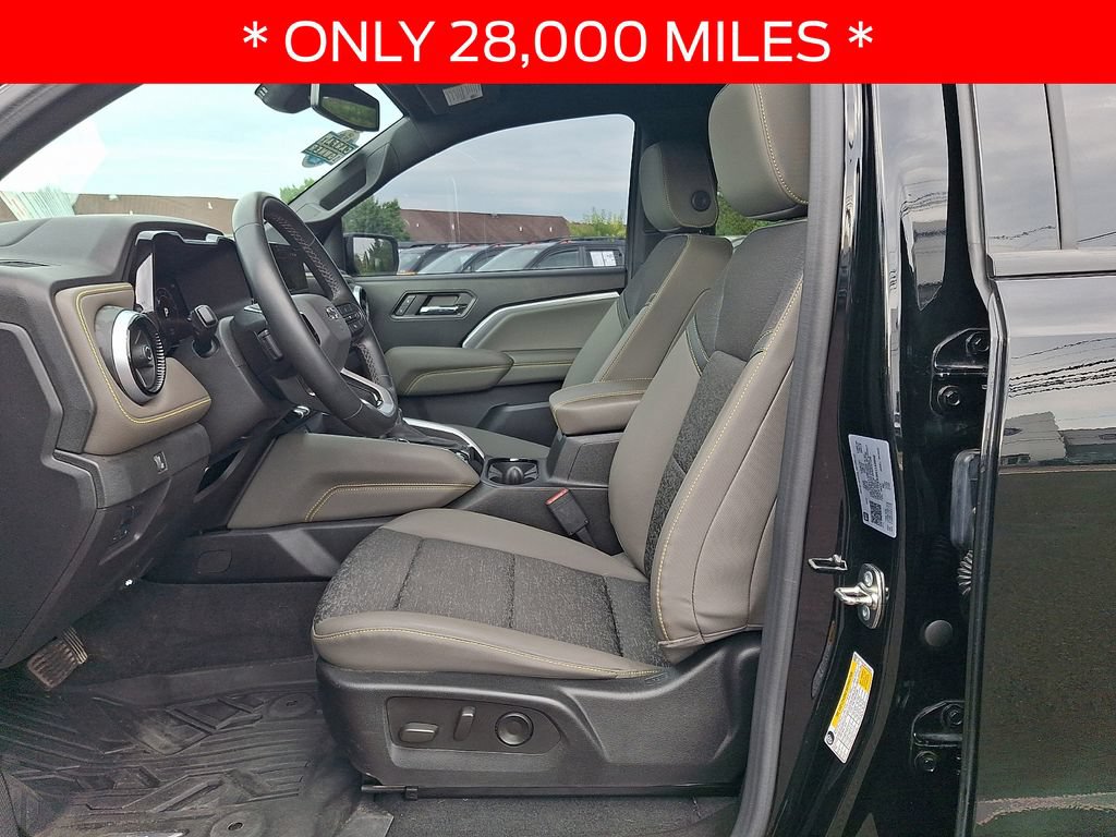 Used 2024 Chevrolet Colorado ZR2 w/ Technology Package AWD/4WD image 13