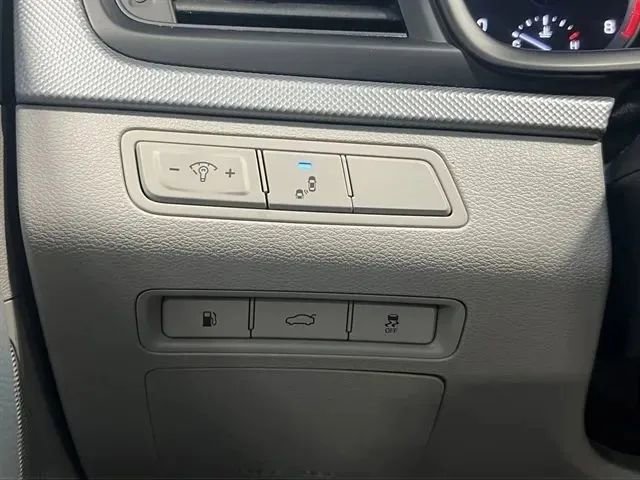 Used 2019 Hyundai Sonata SE FWD image 33