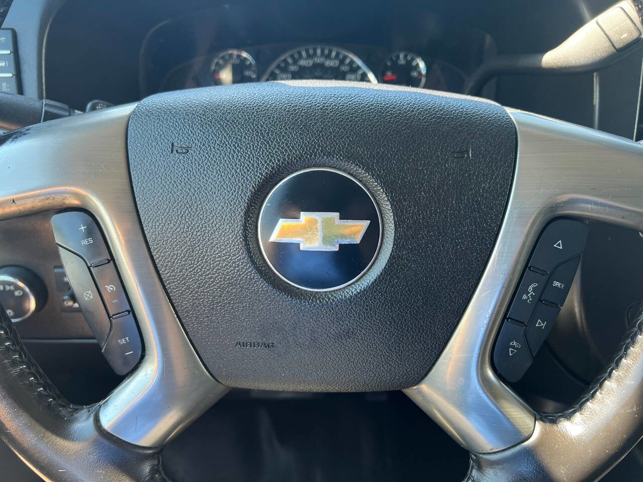 Used 2018 Chevrolet Express 3500 3500 3dr Cargo Van w/ Driver Convenience Package image 9