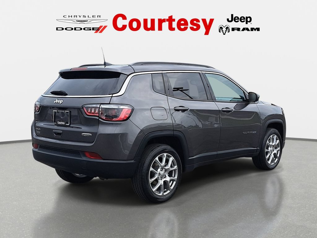 Certified 2022 Jeep Compass Latitude AWD/4WD image 4