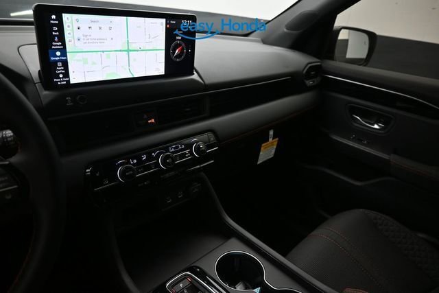 New 2026 Honda Pilot Sport image 11