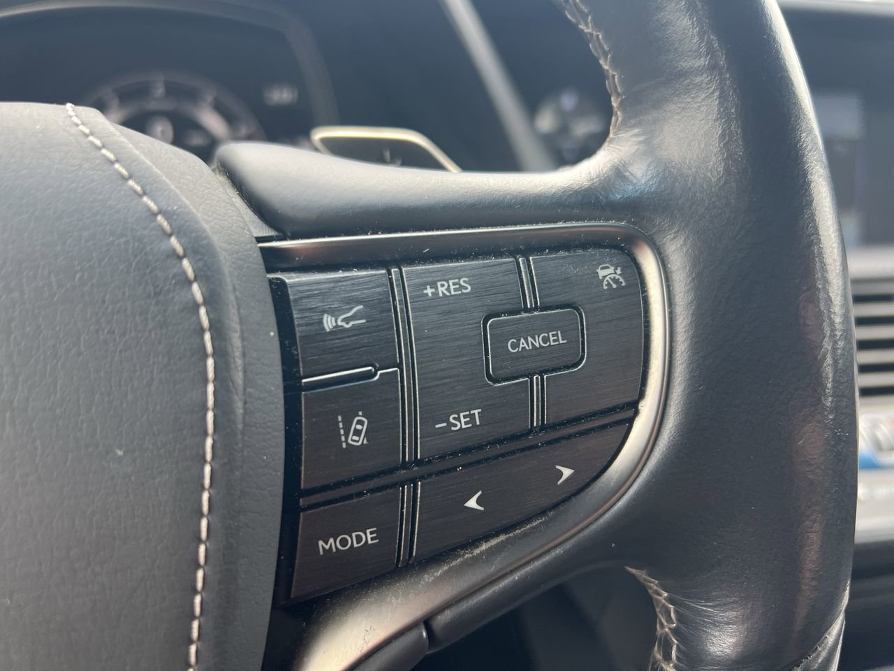 Used 2018 Lexus LS 500 AWD w/ Interior Upgrade Package image 20
