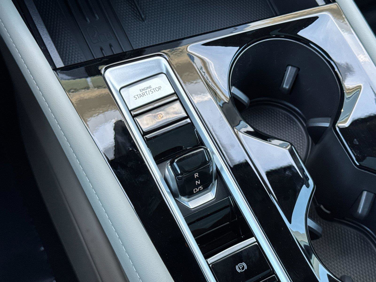 New 2026 Volkswagen Atlas SEL Premium R-Line image 22