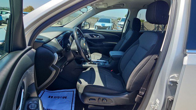 Used 2020 Chevrolet Traverse LT FWD image 18