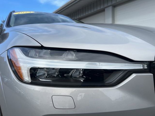 Certified 2023 Volvo XC60 B5 Plus w/ Climate Package image 13