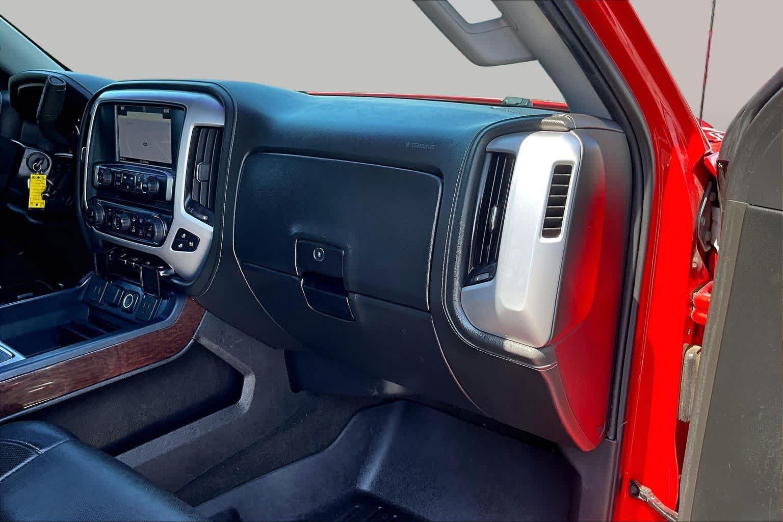 Used 2016 GMC Sierra 1500 SLT w/ SLT Premium Package AWD/4WD image 19