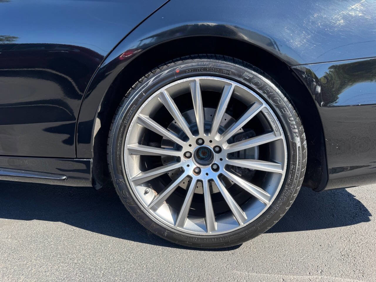 Used 2015 Mercedes-Benz S 550 Sedan image 32