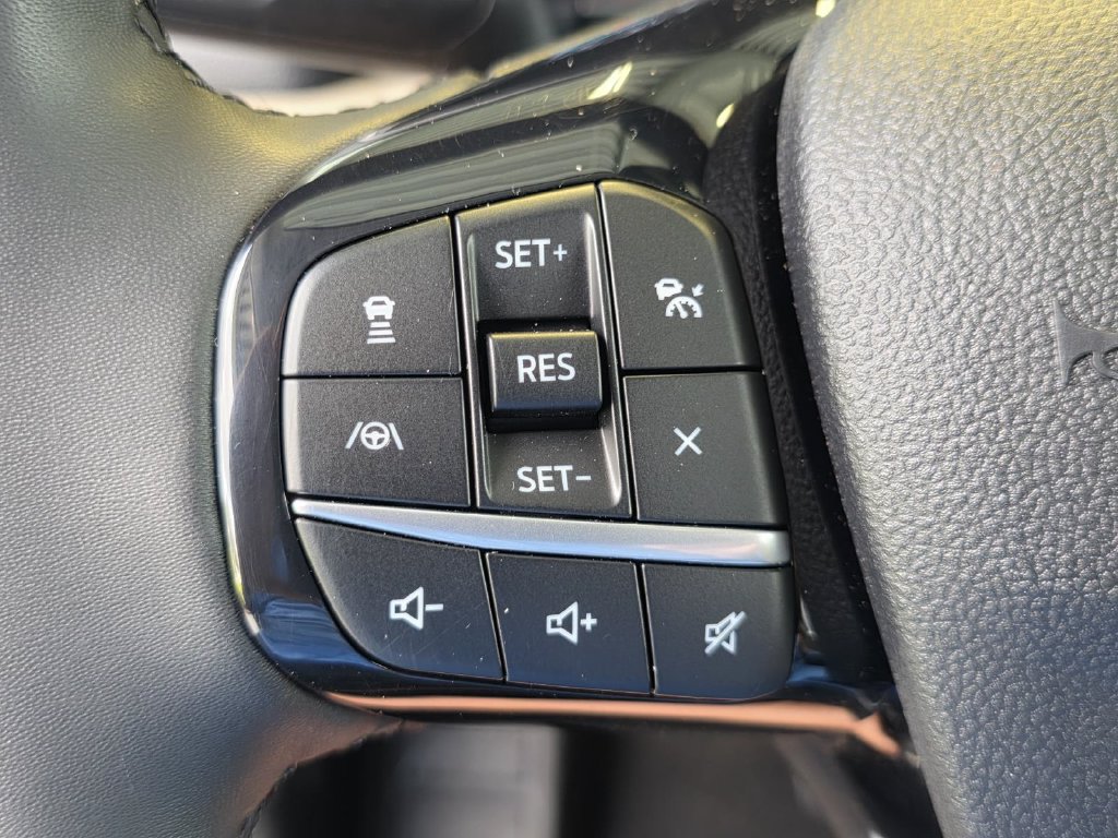 Used 2022 Ford Escape SEL FWD image 32
