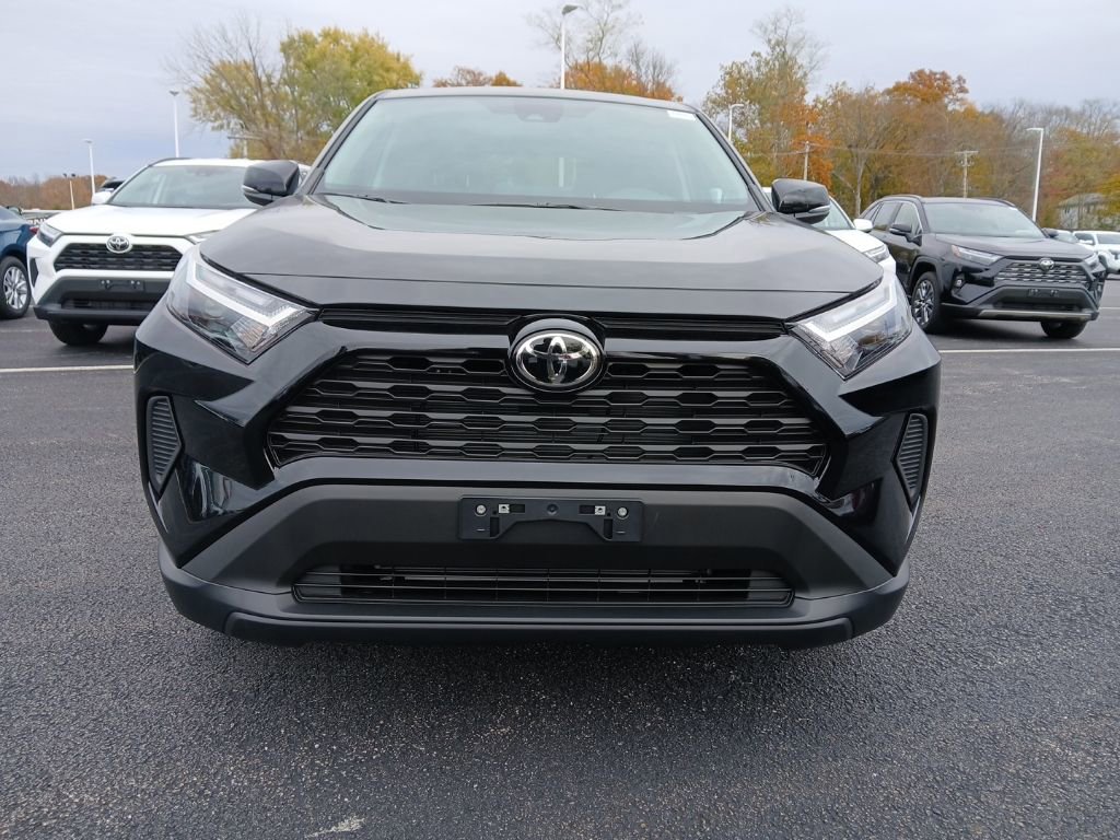 New 2025 Toyota RAV4 LE image 10