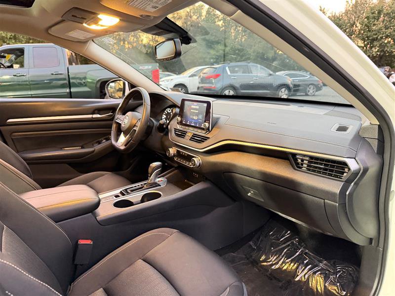 Used 2019 Nissan Altima 2.5 SV image 16