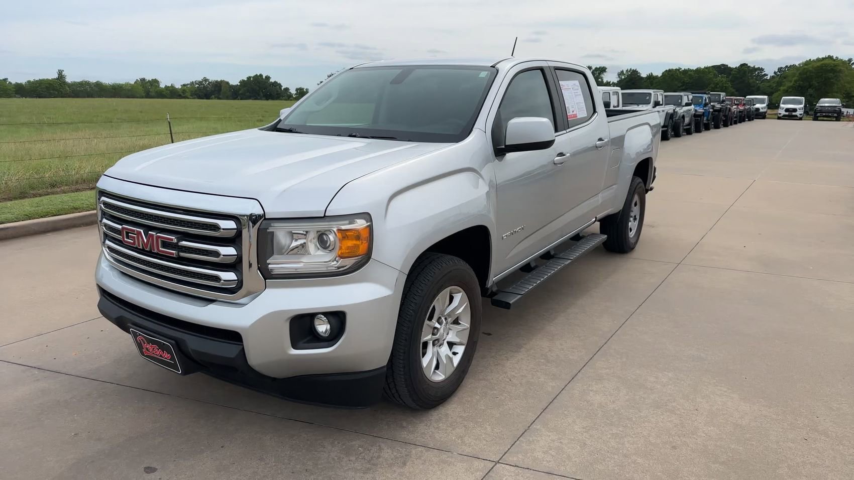 Used 2016 GMC Canyon SLE RWD image 4