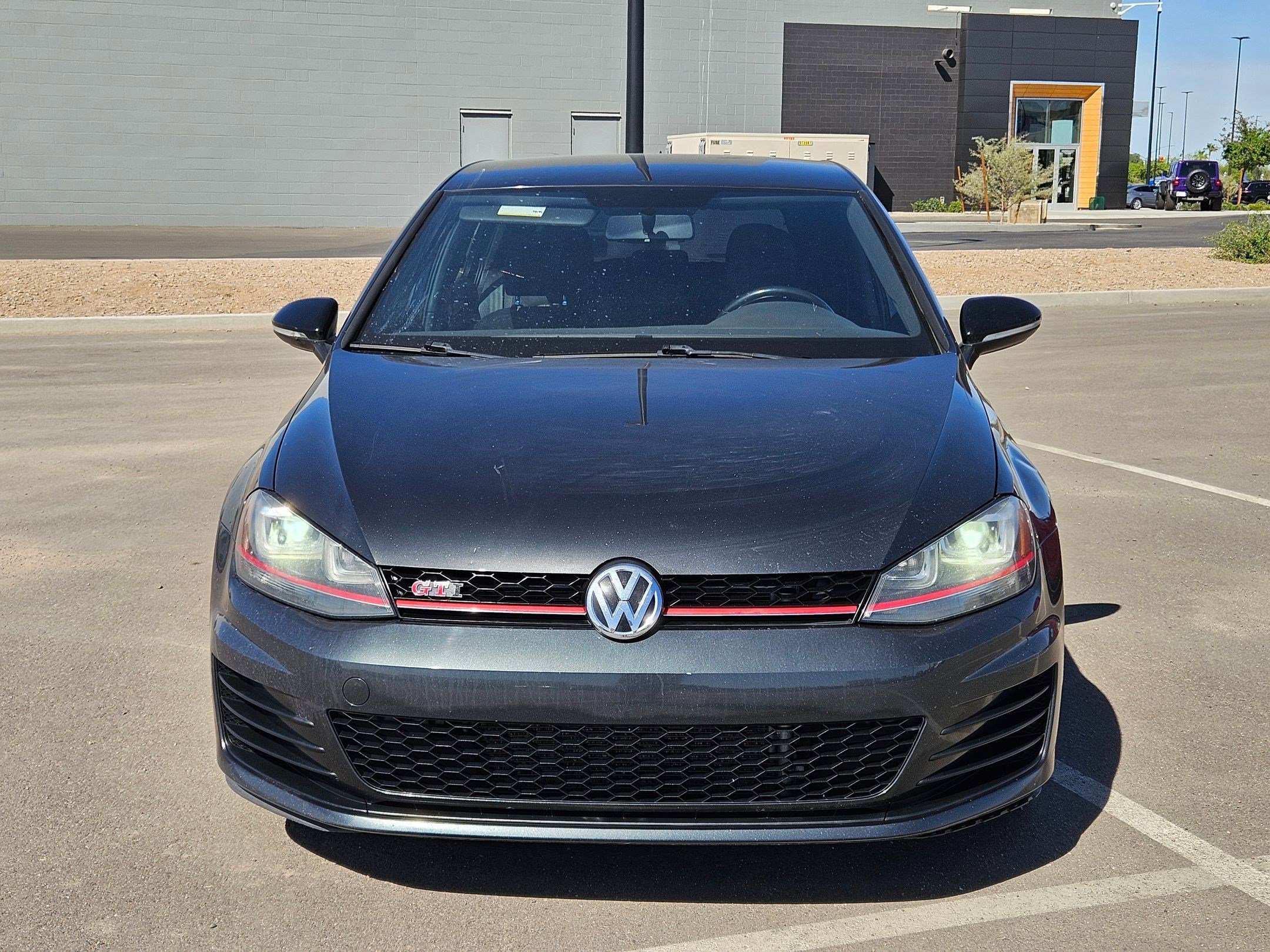 Used 2017 Volkswagen GTI S image 8
