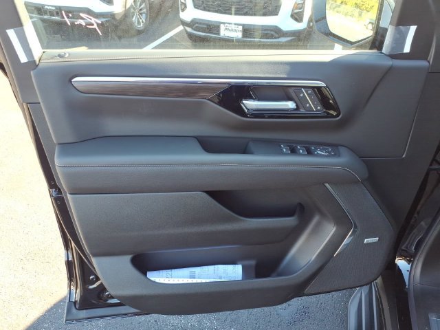 New 2027 Chevrolet Tahoe Premier w/ Sun And Tow Package AWD/4WD image 12
