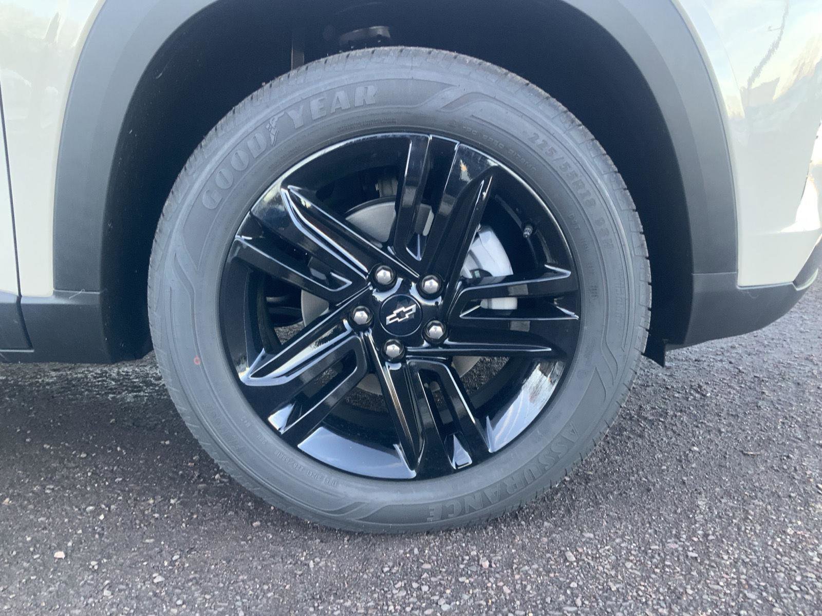 New 2026 Chevrolet Trax ACTIV w/ Driver Confidence Package image 9