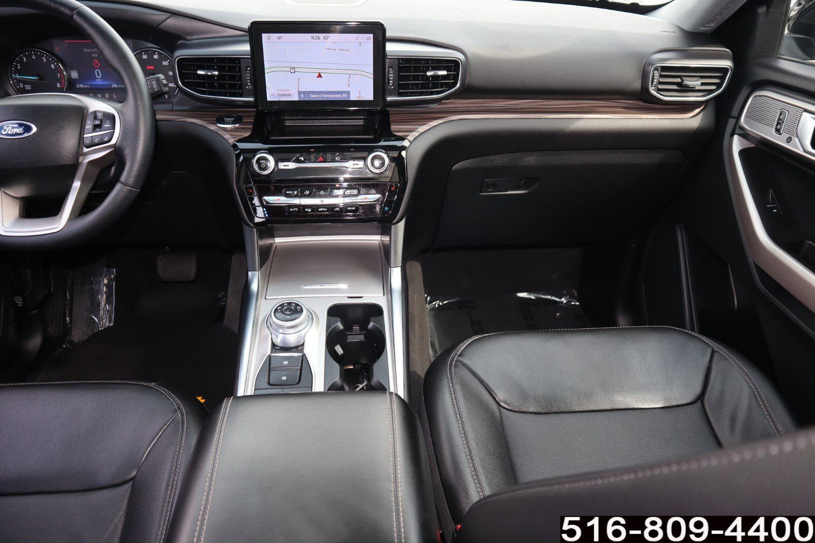 Used 2023 Ford Explorer Limited w/ Equipment Group 301A AWD/4WD image 16