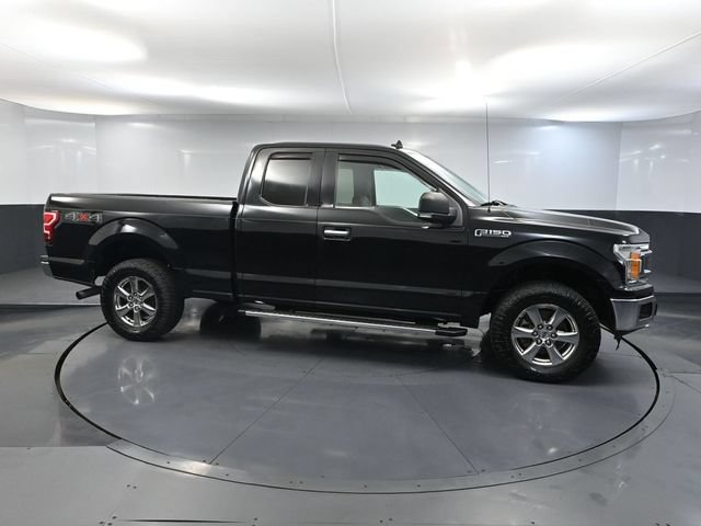 Used 2019 Ford F150 XLT w/ Equipment Group 302A Luxury AWD/4WD image 2