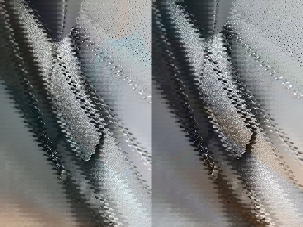 New 2026 Kia Sorento S image 9