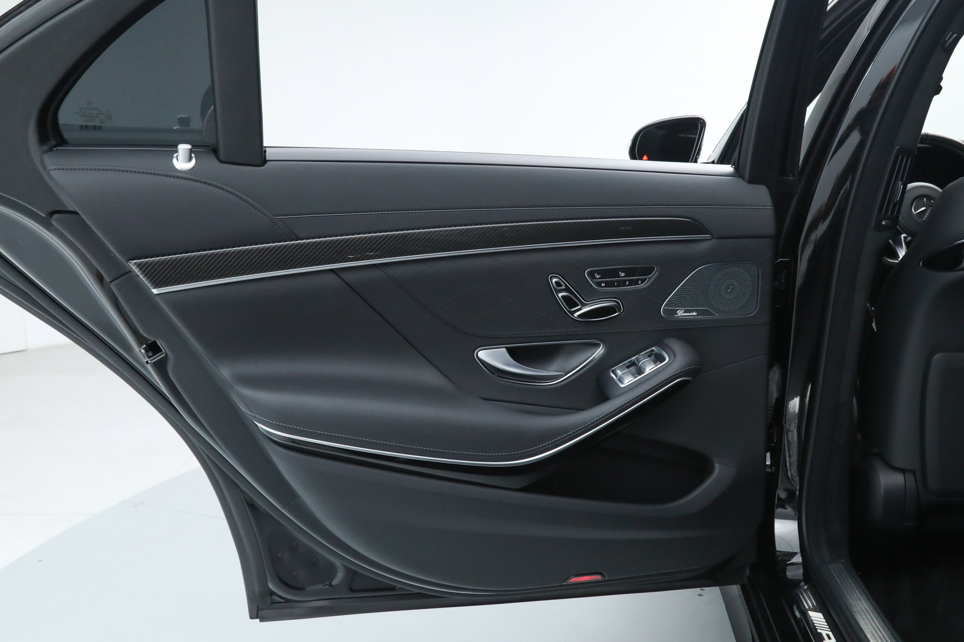 Used 2020 Mercedes-Benz S 63 AMG 4MATIC Sedan image 33