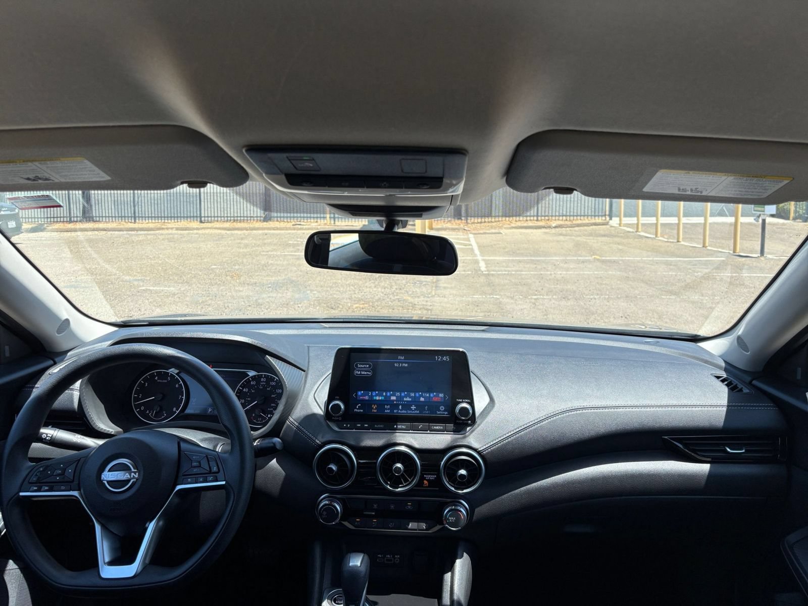 Used 2025 Nissan Sentra SV FWD image 31