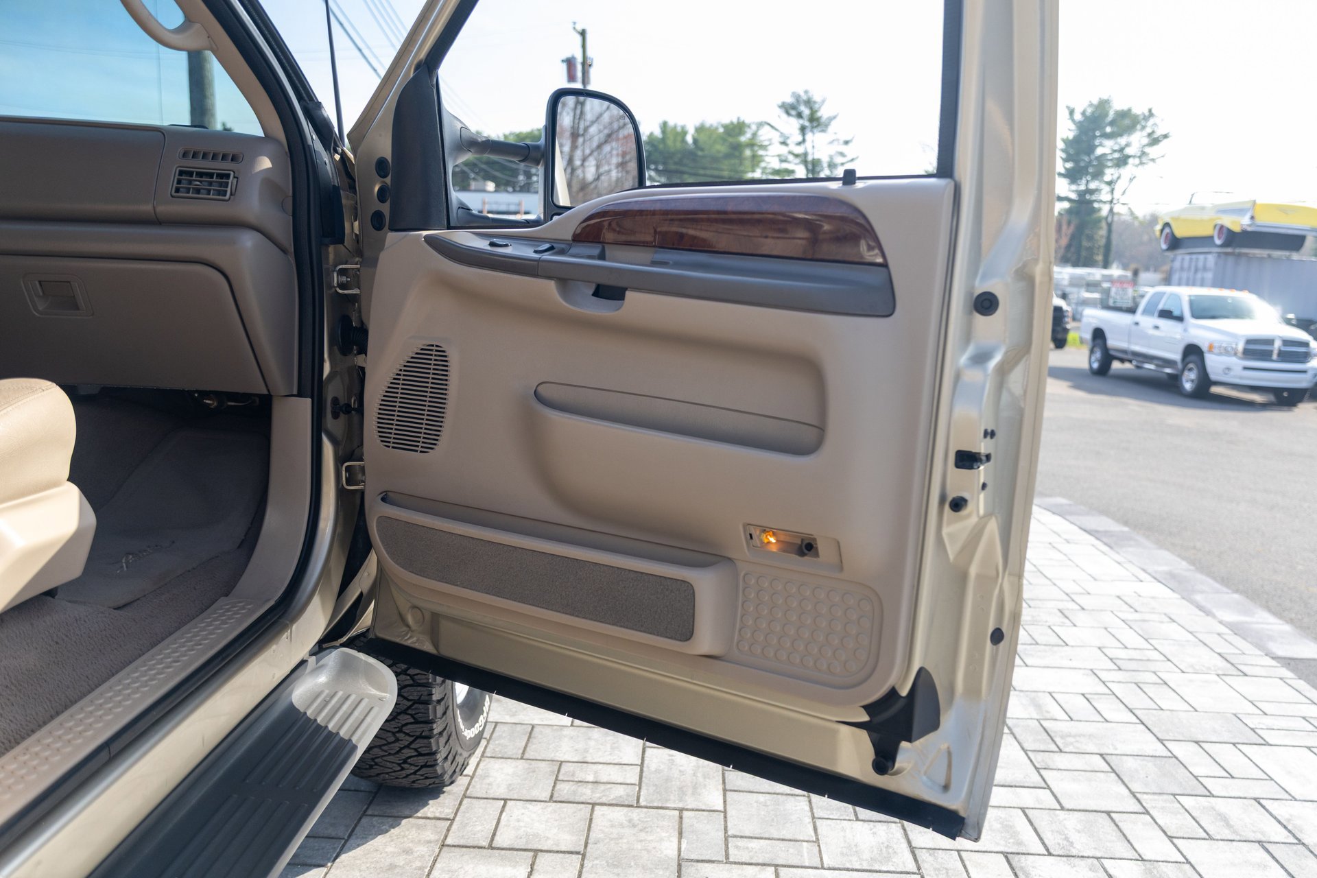 Used 2000 Ford F250 XL image 29