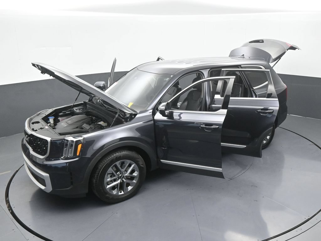 Used 2025 Kia Telluride LX FWD image 63