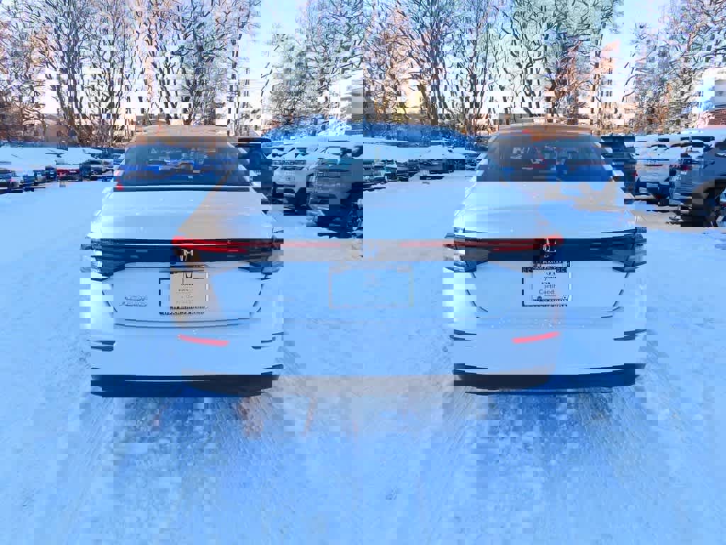 Certified 2023 Honda Accord EX image 5