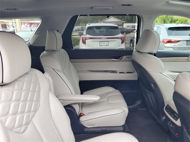 Used 2021 Hyundai Palisade Limited image 34