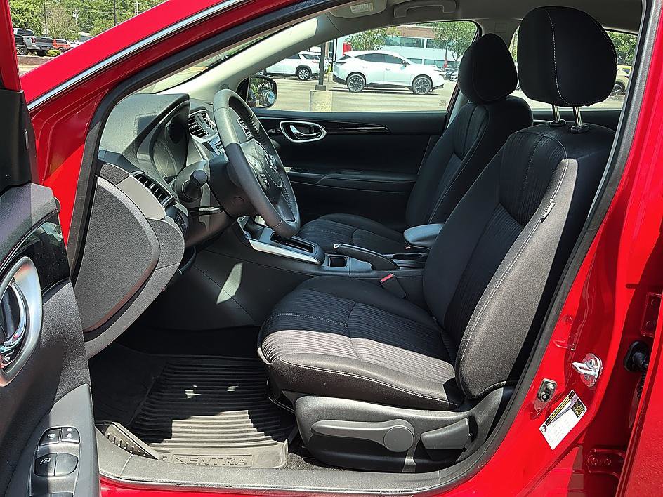 Used 2017 Nissan Sentra SV w/ Driver's Assist Package FWD image 12