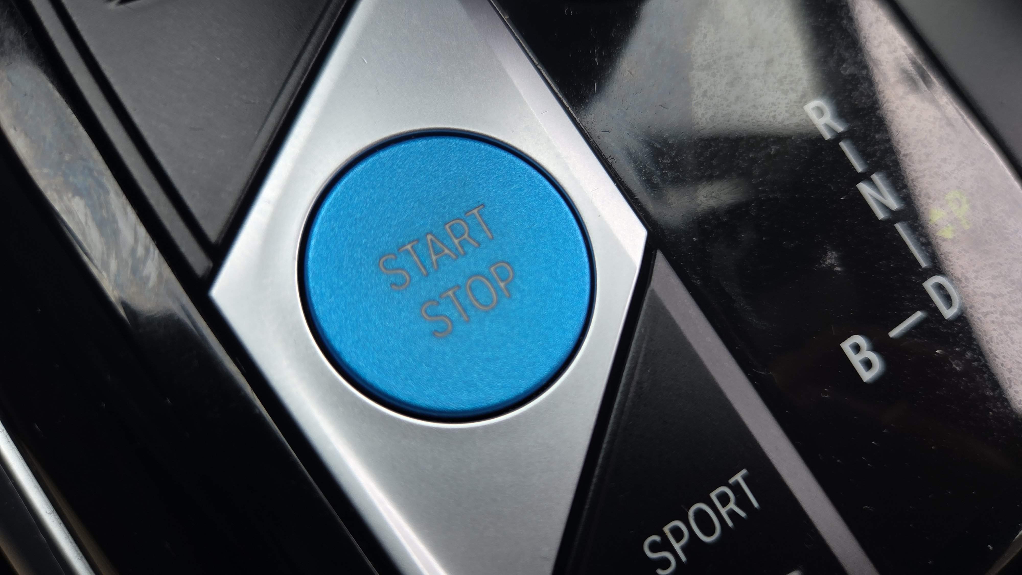 Certified 2022 BMW i4 eDrive40 RWD image 36