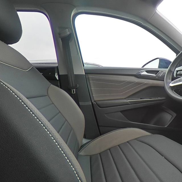 Used 2024 Volkswagen Taos SEL AWD/4WD image 21