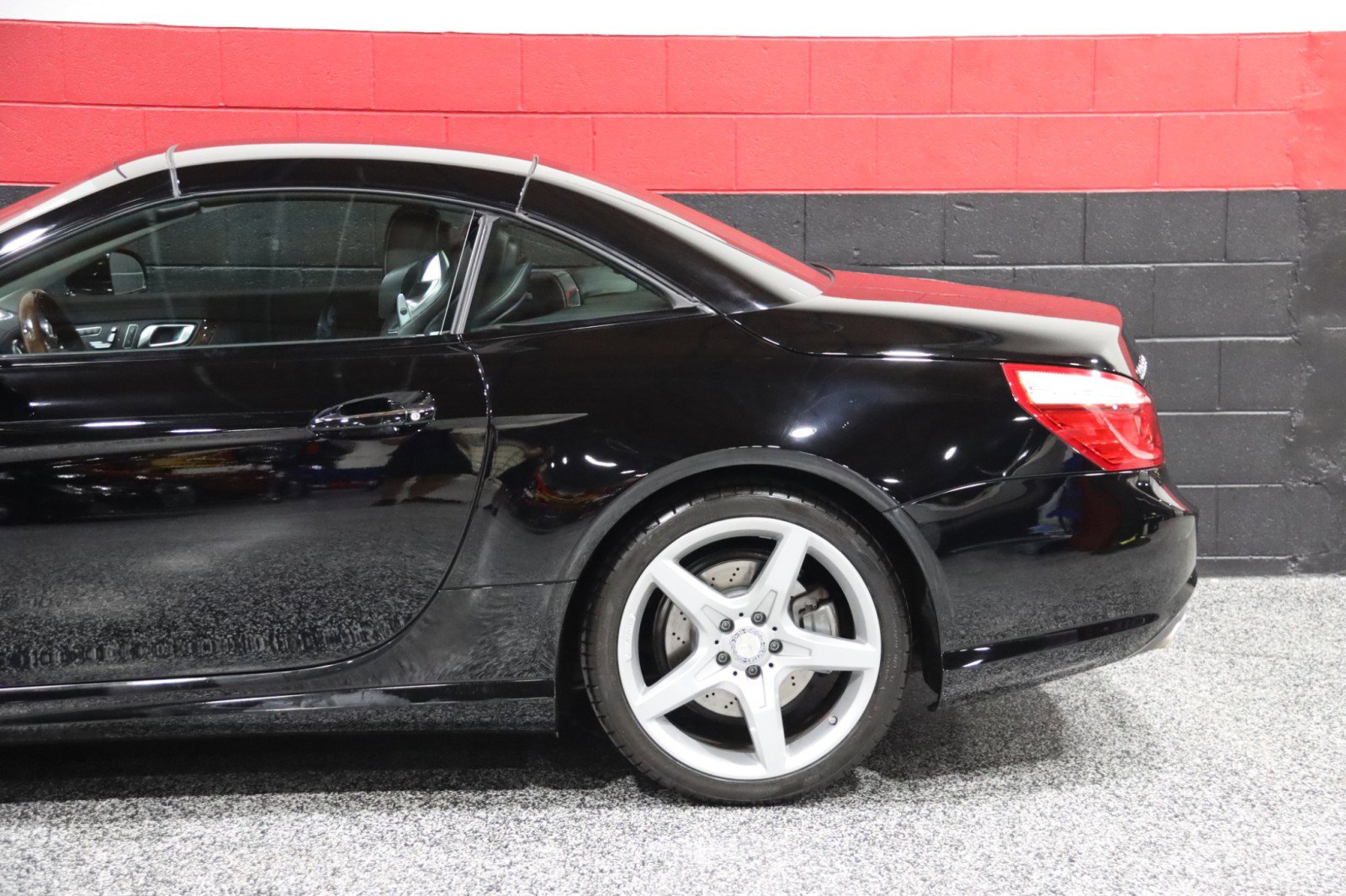 Used 2013 Mercedes-Benz SL 550 image 26