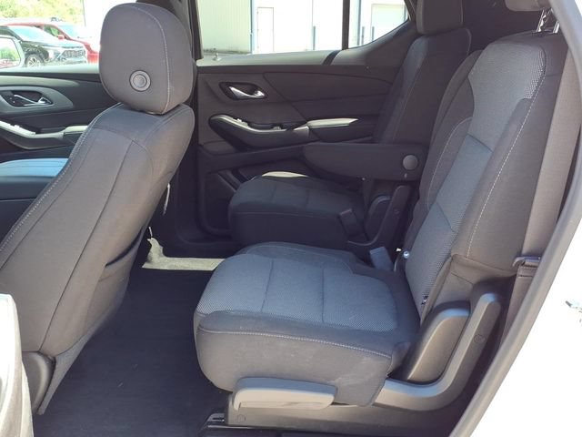 Used 2023 Chevrolet Traverse LT AWD/4WD image 9