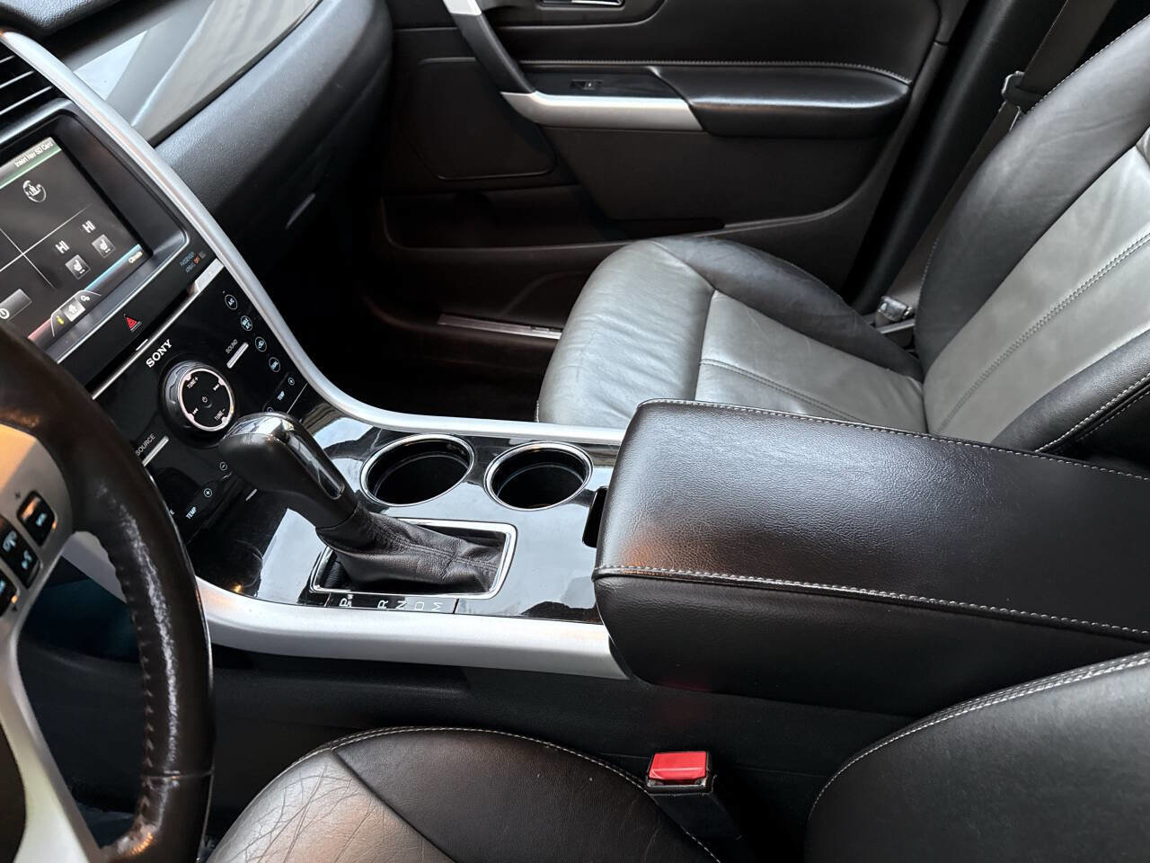 Used 2011 Ford Edge Sport w/ Driver Entry Pkg image 51