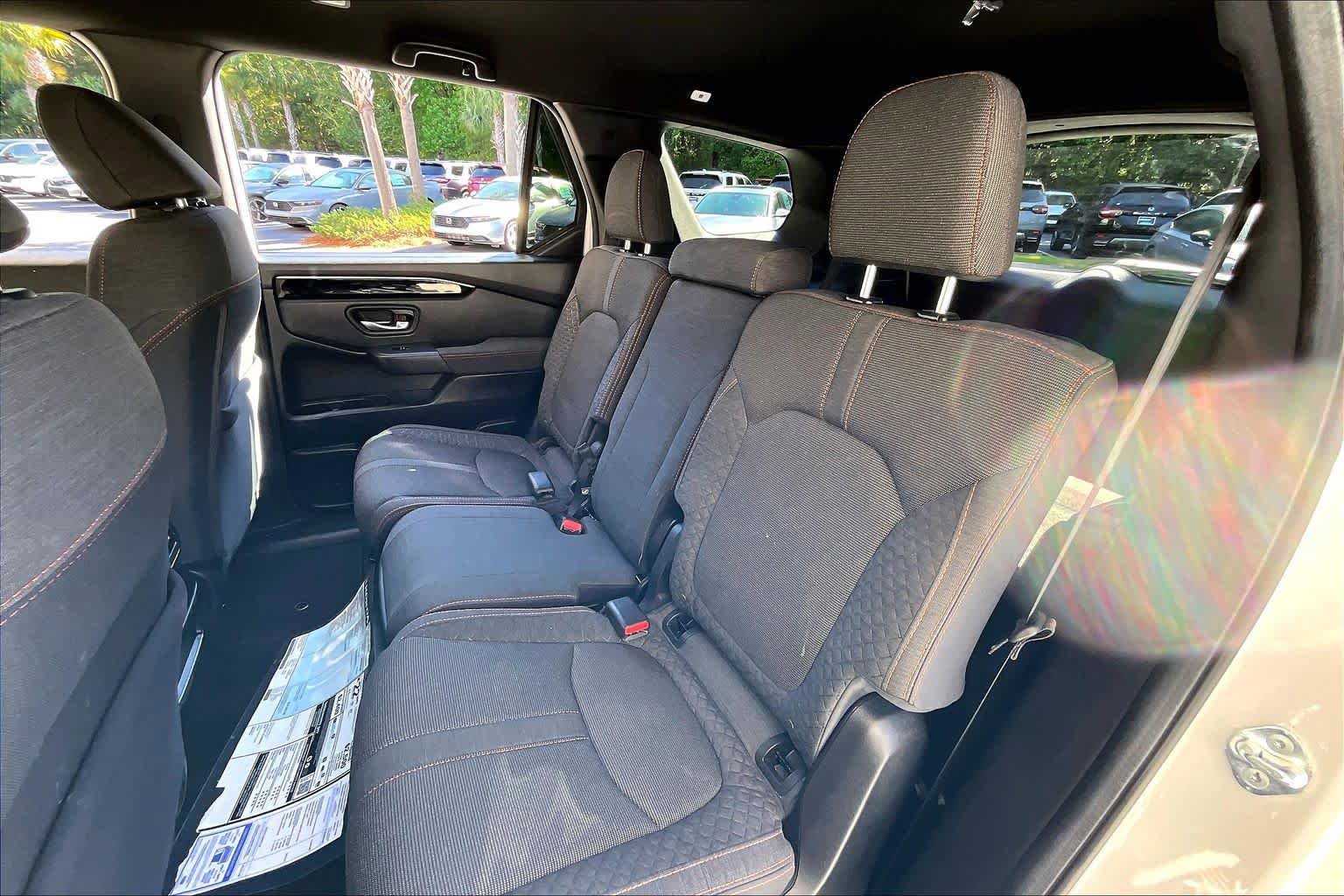 Certified 2025 Honda Pilot Sport image 51