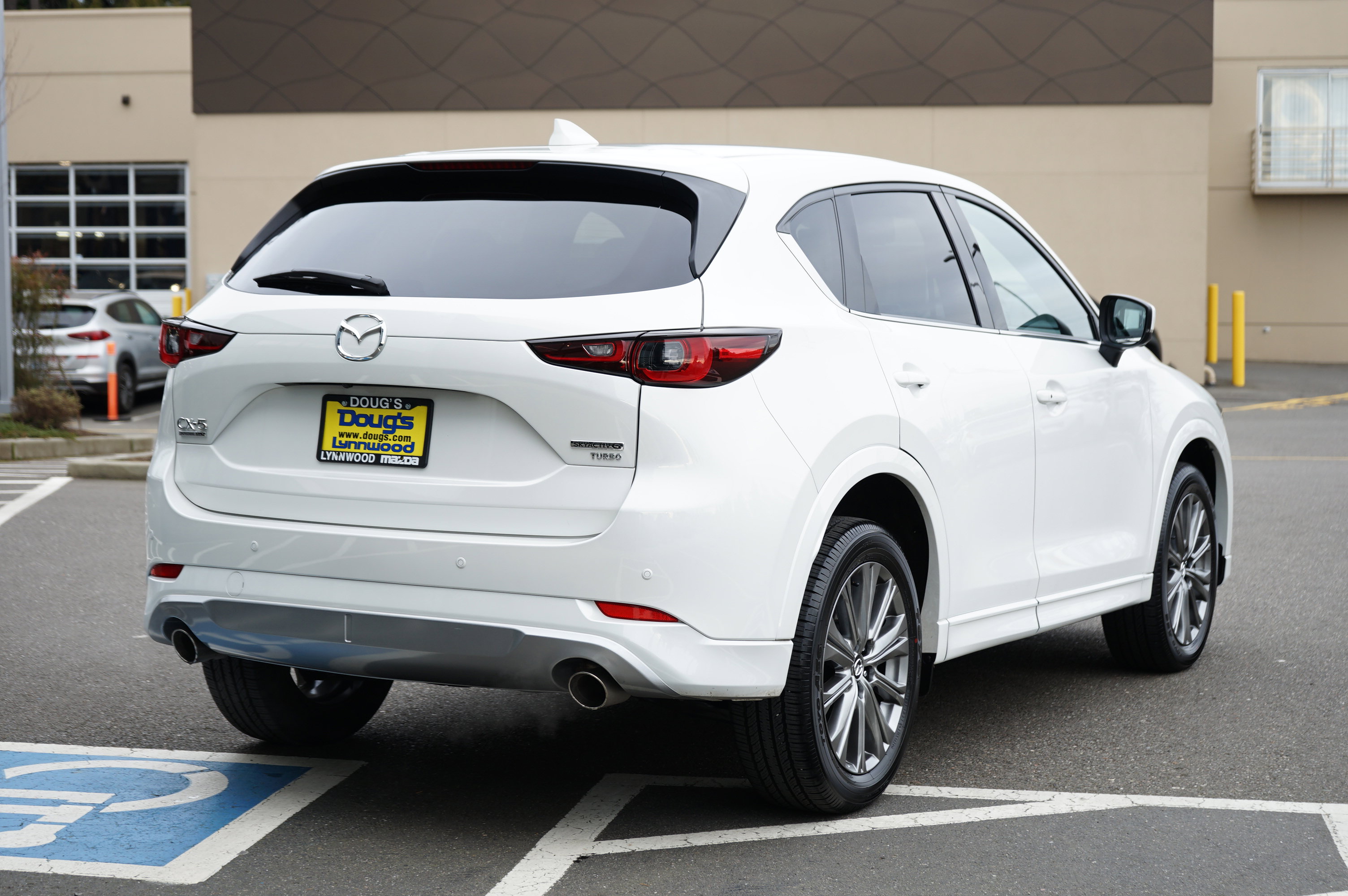 Certified 2025 MAZDA CX-5 Signature image 3
