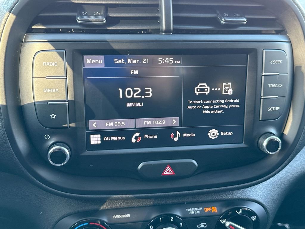 Used 2022 Kia Soul LX w/ Technology Package image 12