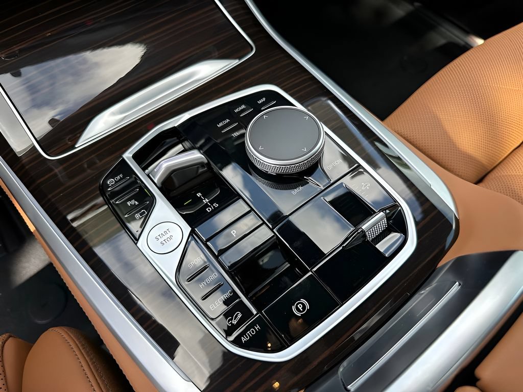 New 2026 BMW X5 xDrive50e AWD/4WD image 19