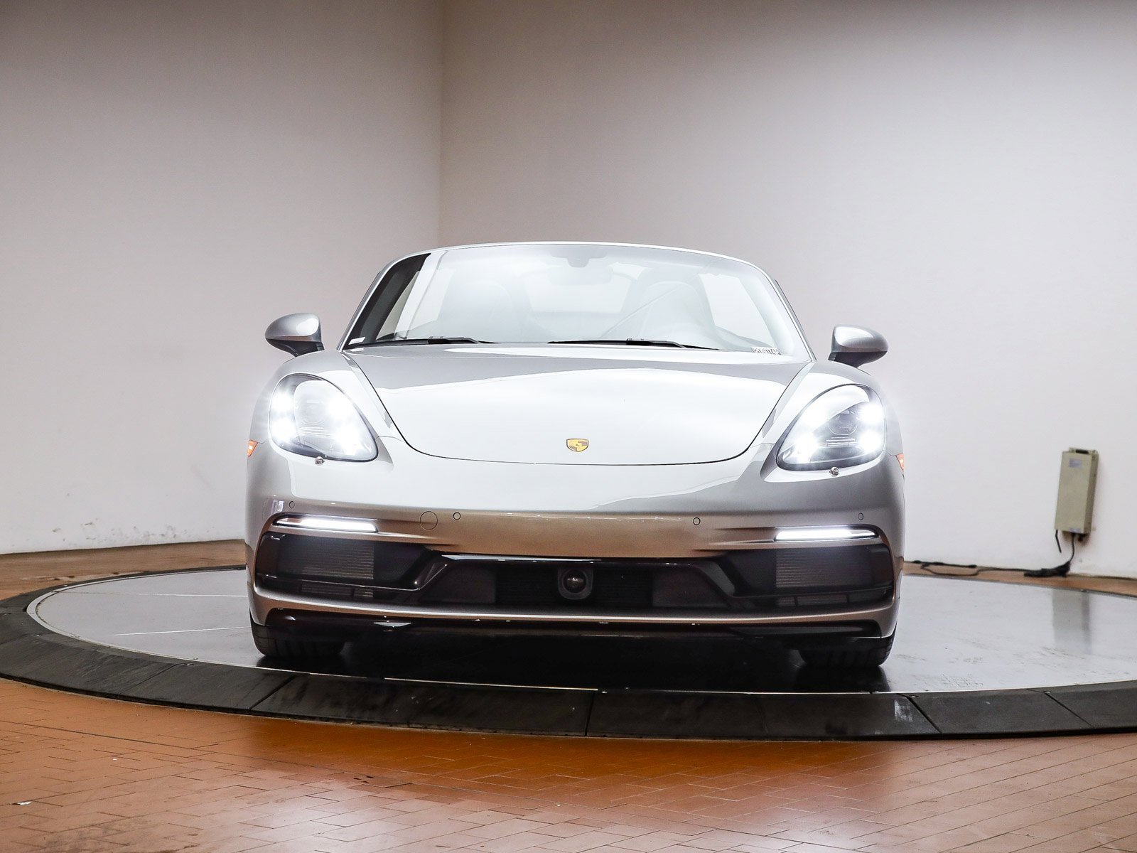 Used 2025 Porsche 718 Boxster S image 11