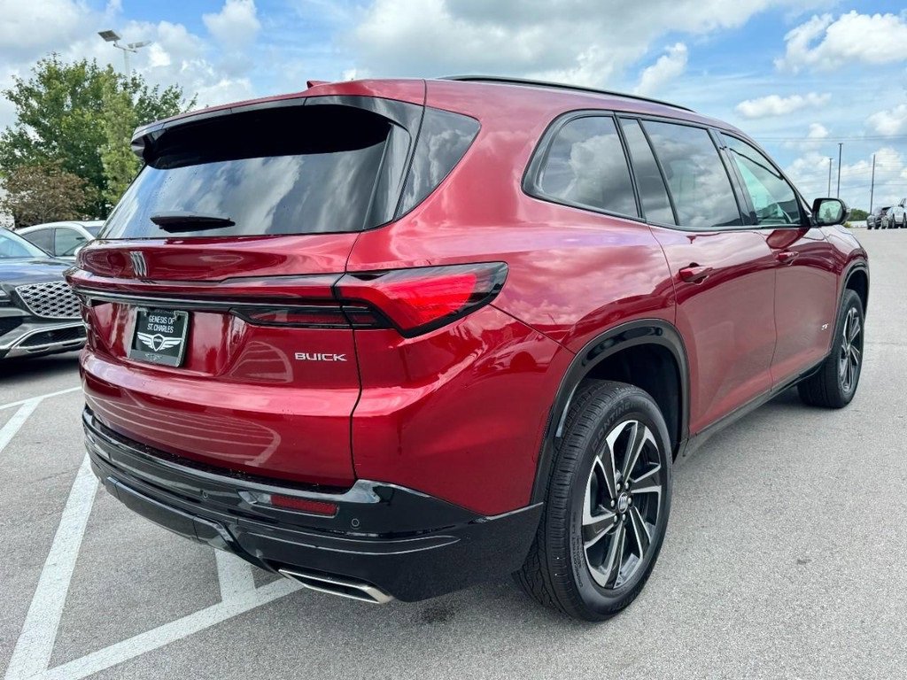 Used 2025 Buick Enclave Sport Touring w/ Power Package image 3