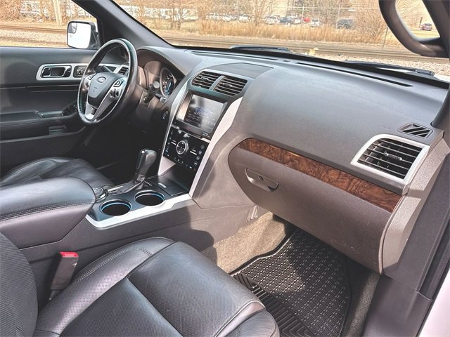 Used 2014 Ford Explorer Limited w/ Equipment Group 301A image 29