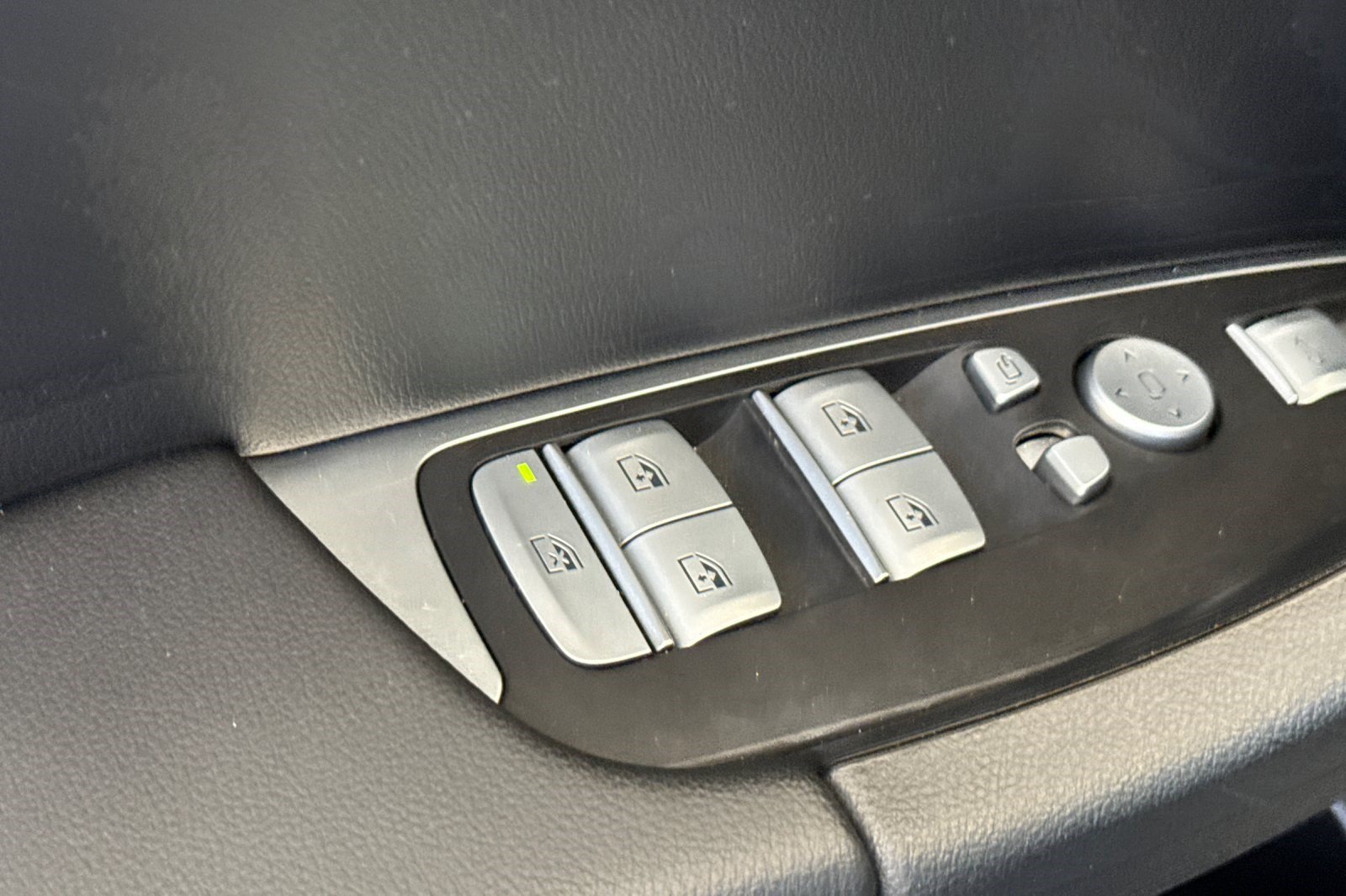 Used 2024 BMW X3 sDrive30i RWD image 12