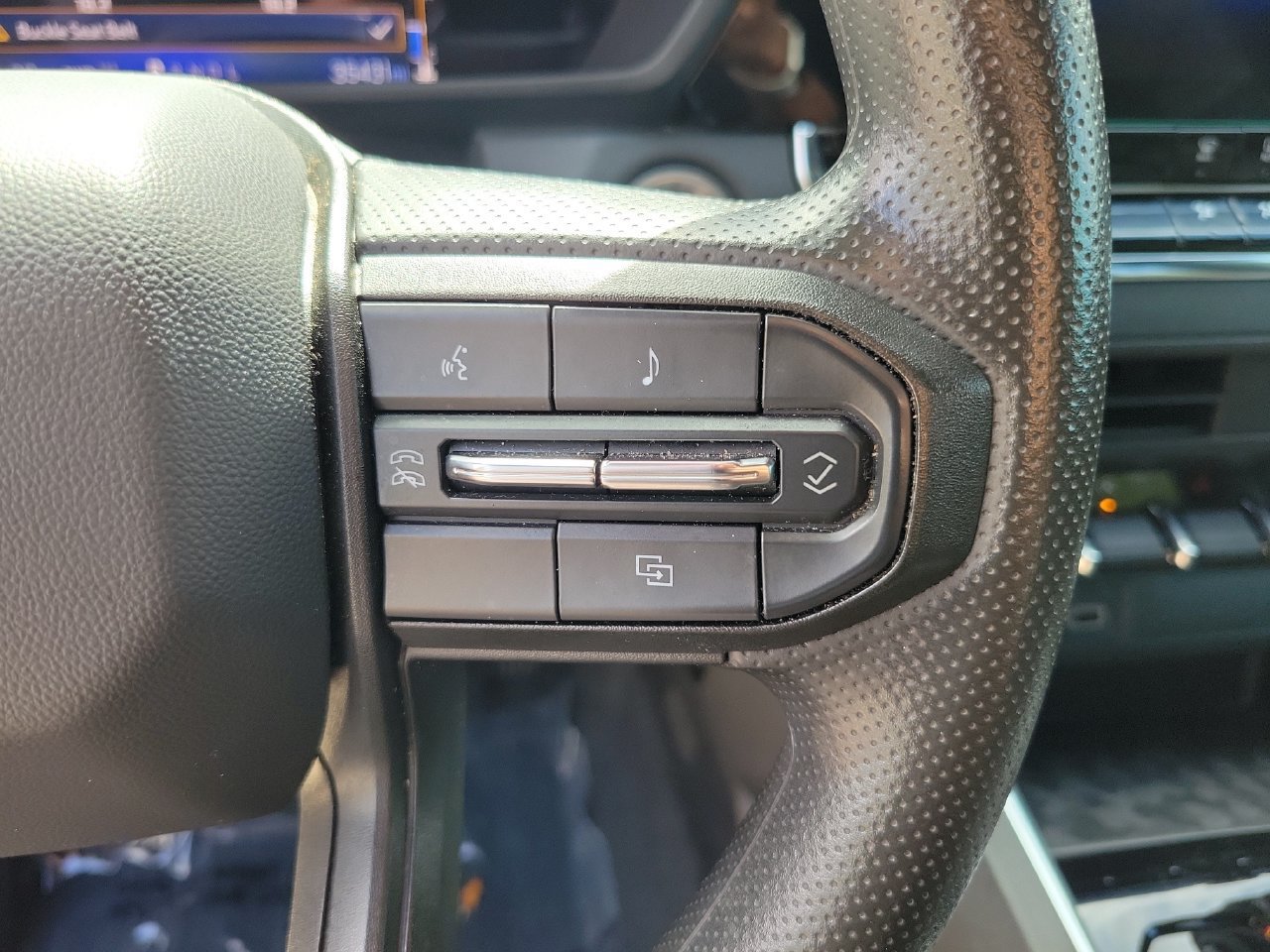 Used 2023 Chevrolet Colorado Trail Boss w/ Technology Package AWD/4WD image 19