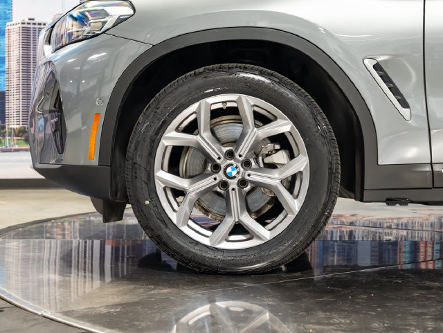 Used 2024 BMW X3 xDrive30i w/ Premium Package AWD/4WD image 7