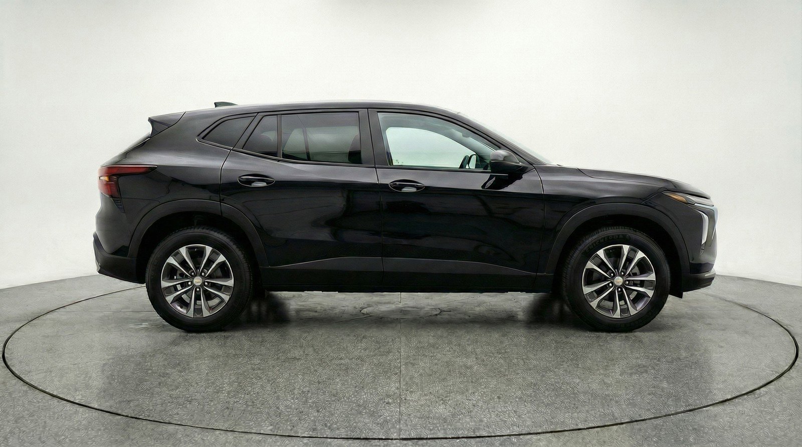 Used 2025 Chevrolet Equinox LT image 11