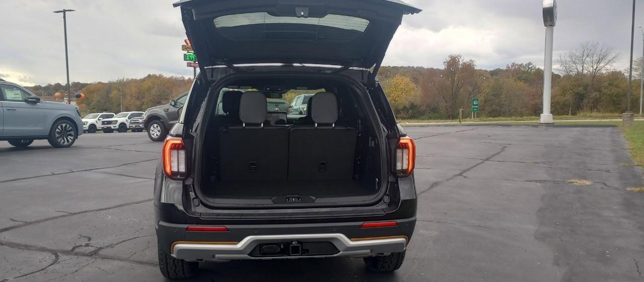 New 2026 Ford Explorer ST image 8