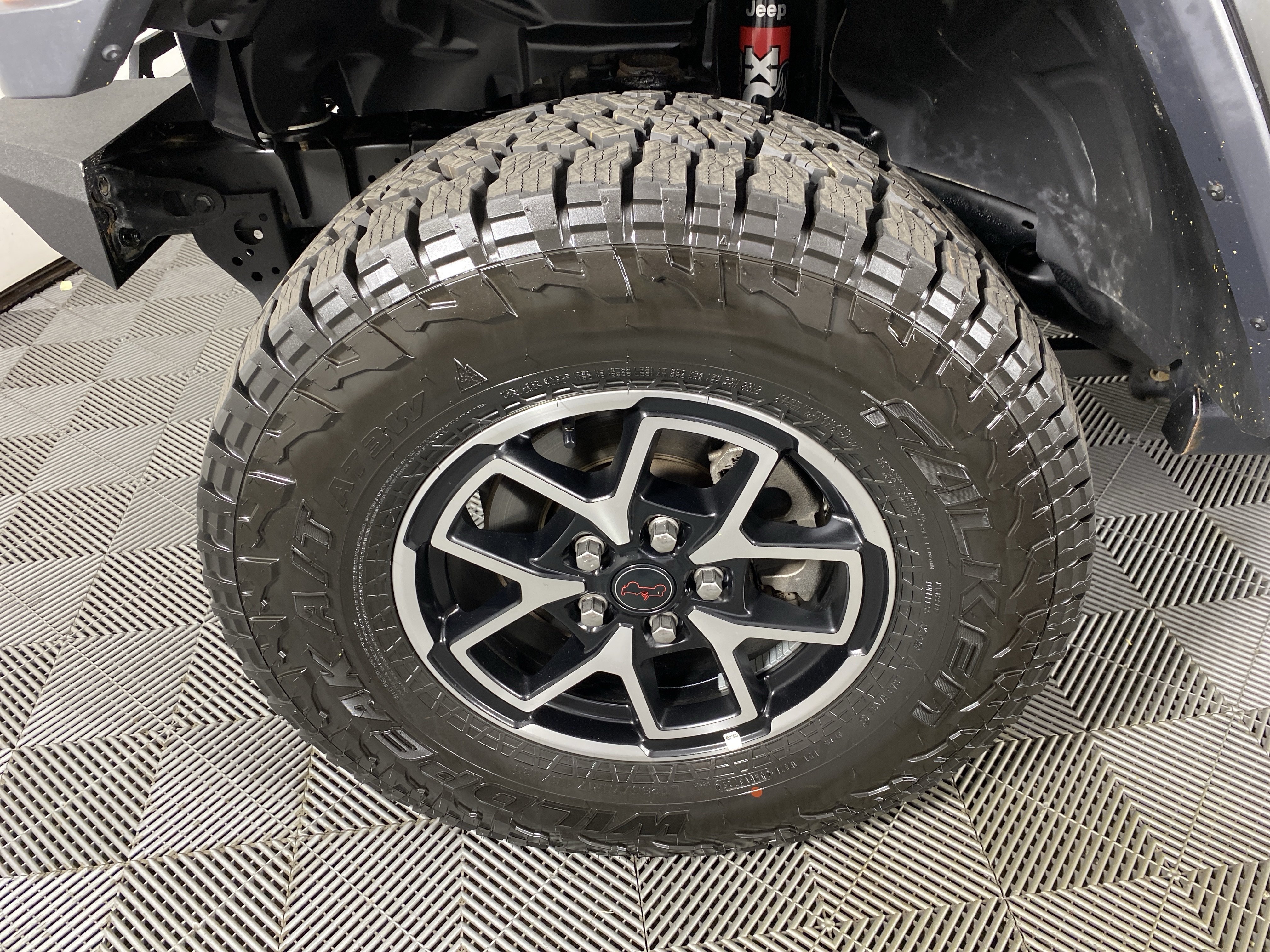 Used 2020 Jeep Gladiator Rubicon AWD/4WD image 12