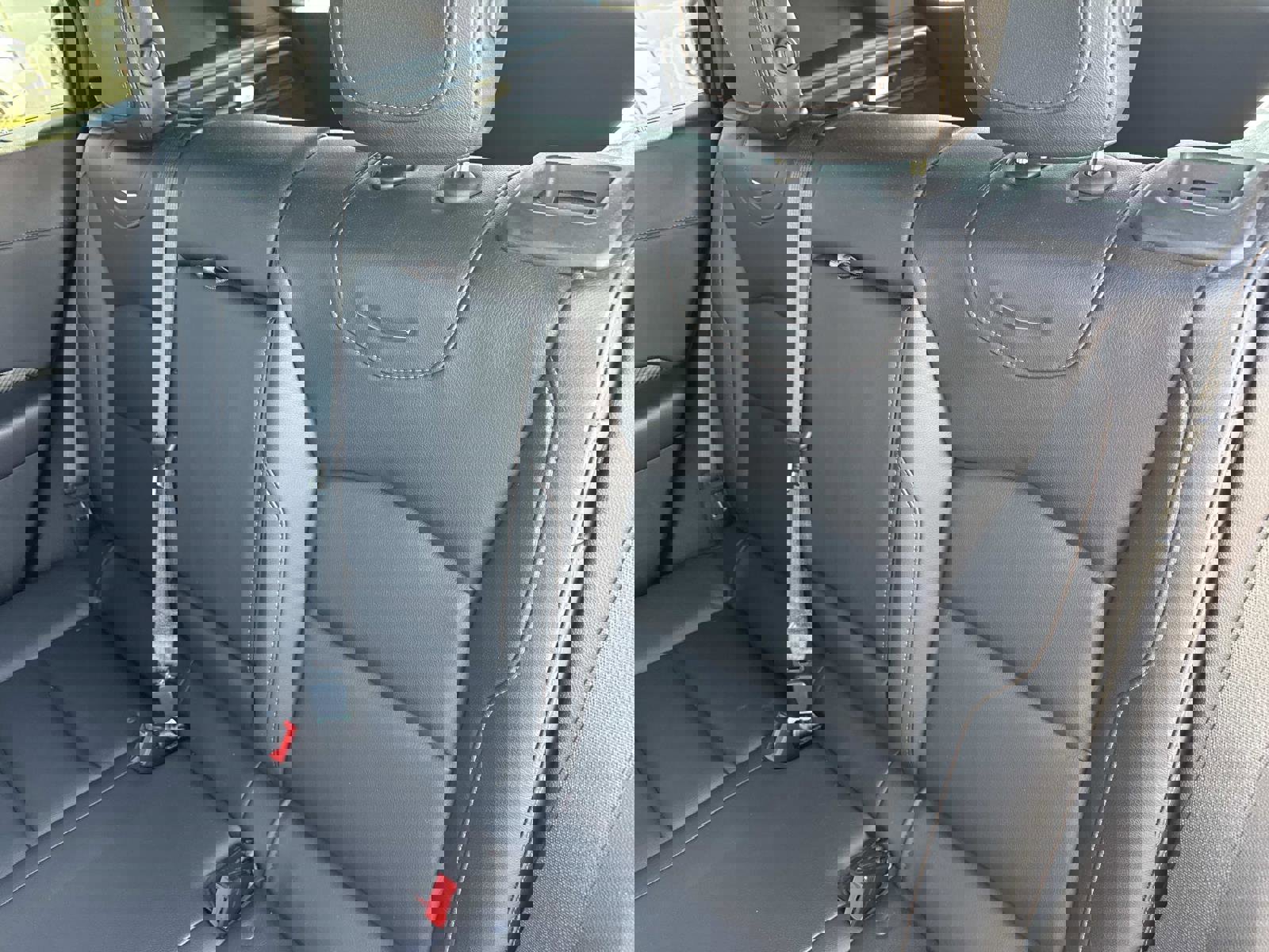 Used 2022 Cadillac XT4 Sport w/ Enhanced Visibility Package image 13