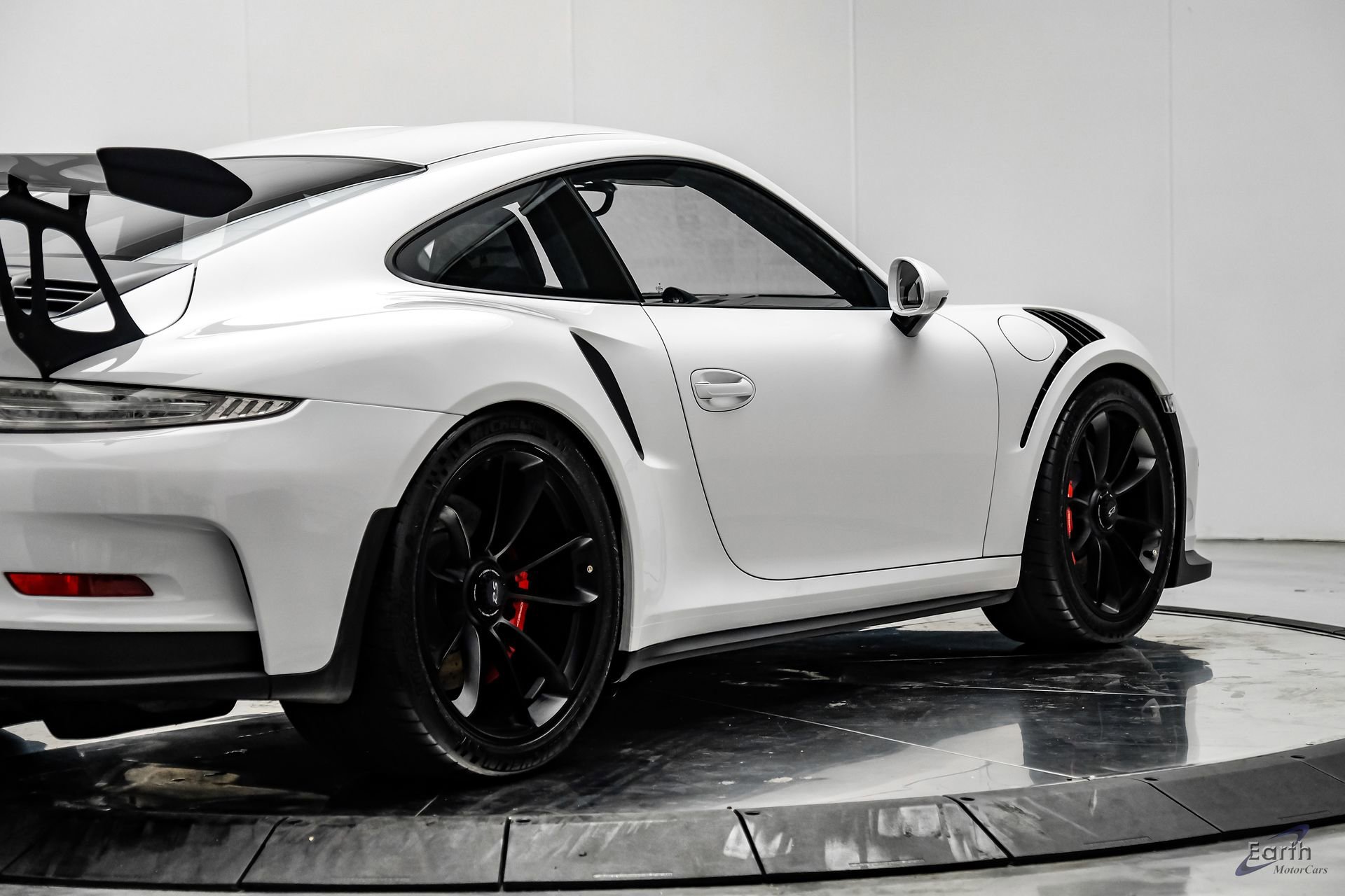 Used 2016 Porsche 911 GT3 RS RWD image 23